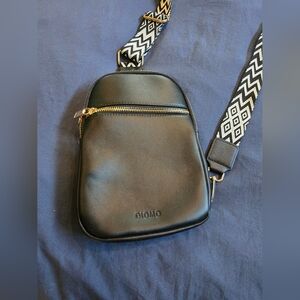 Black Leather Crossbody Bag with Geometric Strap
